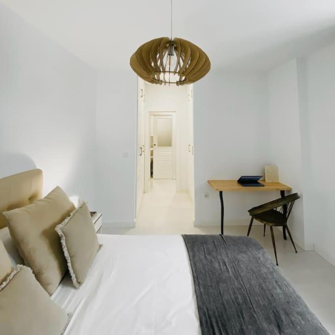 Lovely 2-Bed In Granada 1Min To Gran Via De Colon By Sharingco Exterior foto